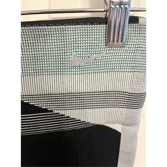 Nike Sculpt Lux Icon Clash 7/8 Seamless Dri-Fit Knit Leggings sz L NWOT - Picture 3 of 7